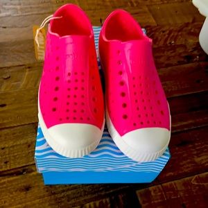 Native Shoes Size 13 Pink